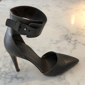 Vince Heels